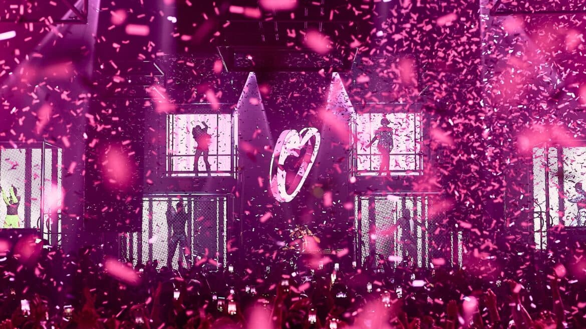 Glitterbox is Back ! Hï Ibiza’s Sunday Nights Just Got Fiercer for 2025