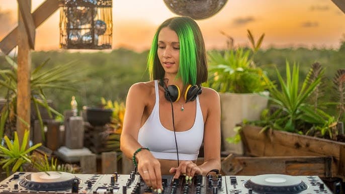 IMS Ibiza 2025: 61% of Emerging DJs Say Social Media Trumps Talent