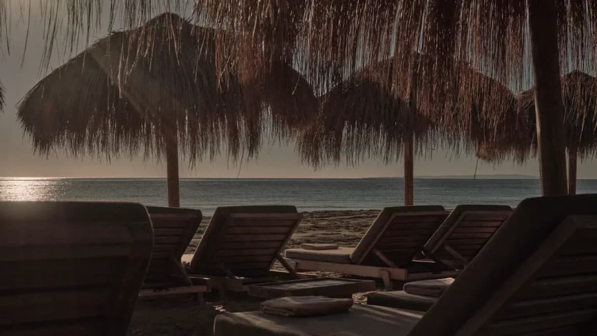 Beachouse Ibiza 2026: Lunar Rhythms & Rare Solar Eclipse